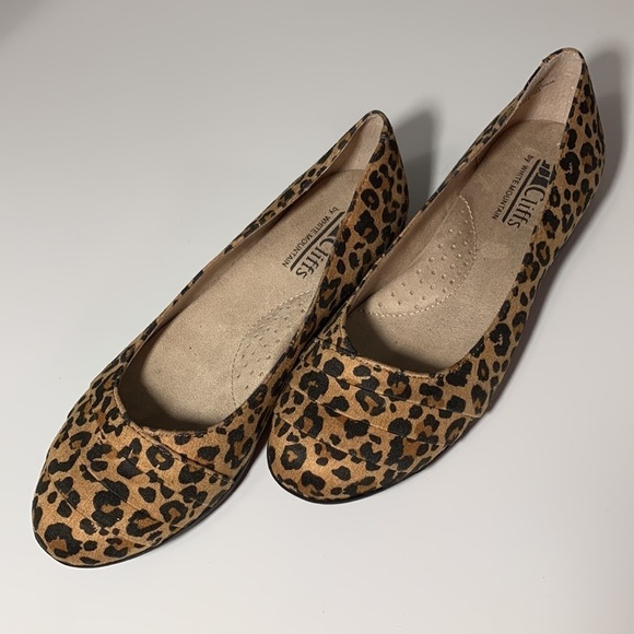 Cliffs by White Mountainanimal print flats, great condition no wear, Size 6.5M - Picture 2 of 8